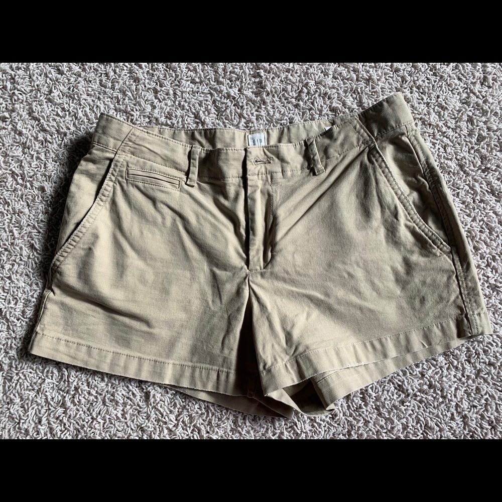 Gap summer short size 2